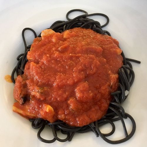 Spaghetti Nero di Sepia Frutti di Mare restaurante italiano opera vivaldi valdemoro